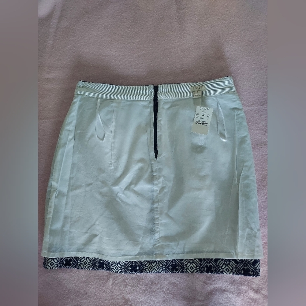 J Crew Jacquard Blue and White Mini Skirt, Size 4. NEW - Picture 8 of 8